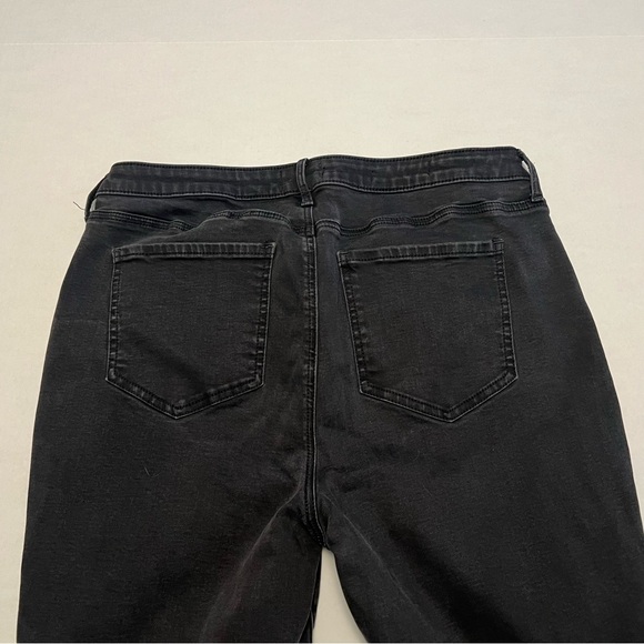 NYDJ black jeans- Sheri Slim fit (1014) - Picture 4 of 5